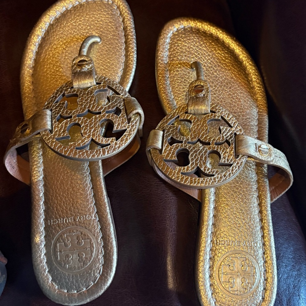 Tory Burch Miller Metallic Leather Sandals Size 6 1/2 New without box